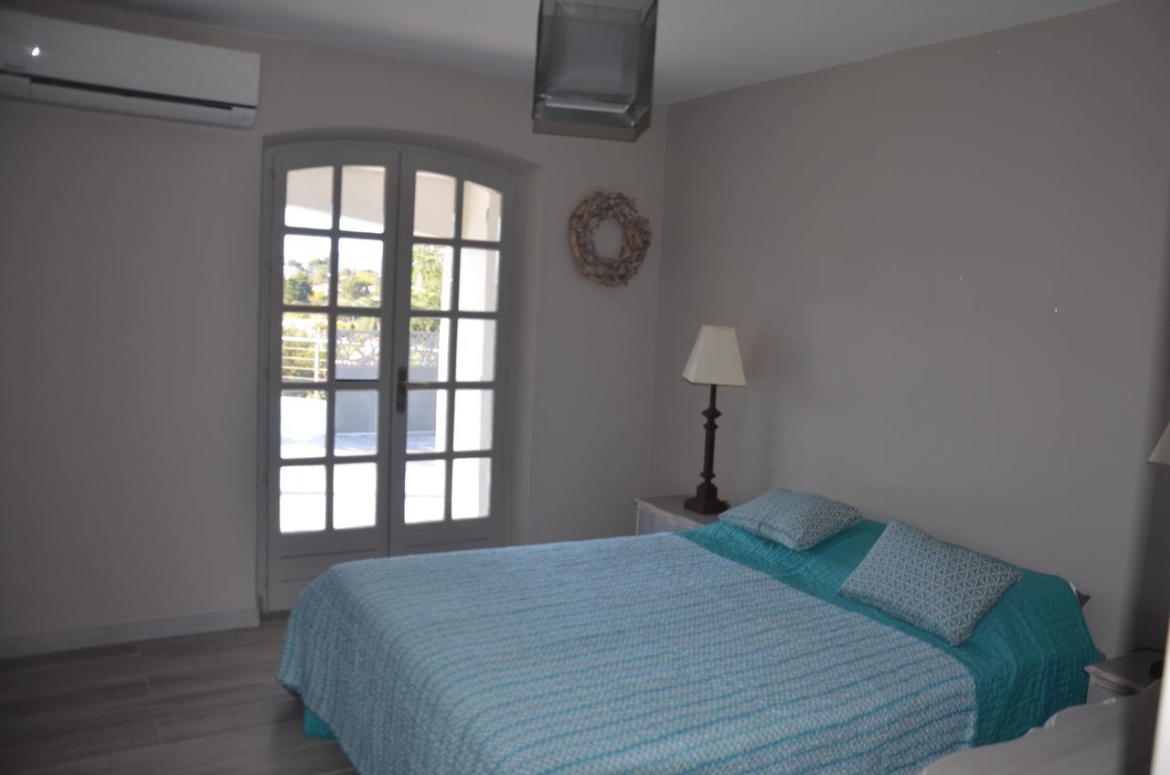 Belle Maison Avec Piscine Dans Les Hauteurs A Saint Raphael Eksteriør billede