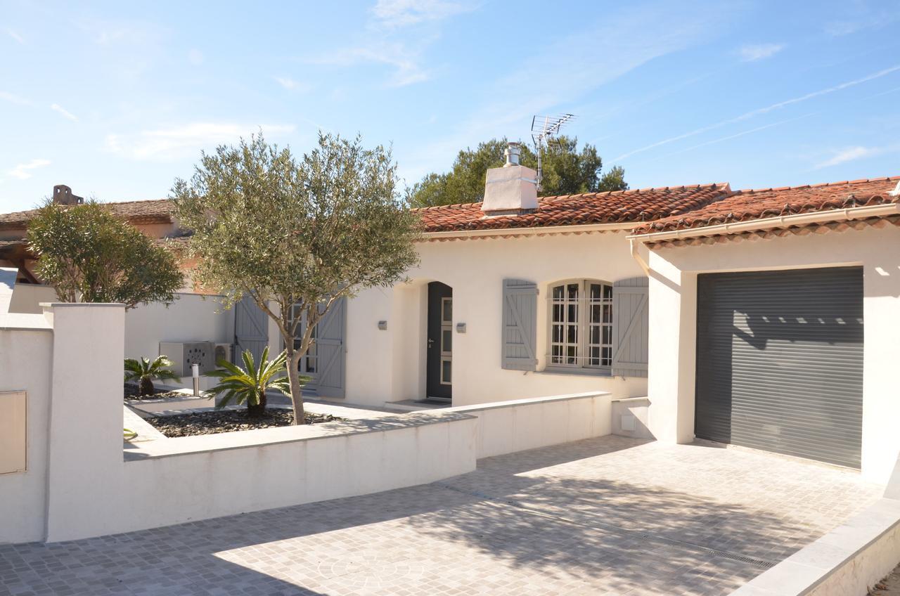 Belle Maison Avec Piscine Dans Les Hauteurs A Saint Raphael Eksteriør billede